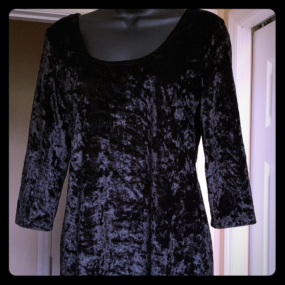 Black, imitation Velvet Dress with Sexy Back